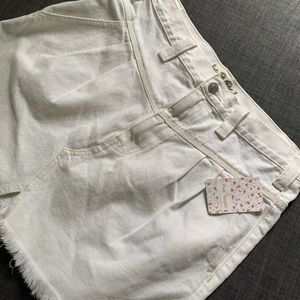 Free People Off-White Denim Skirt (New With Tags!)